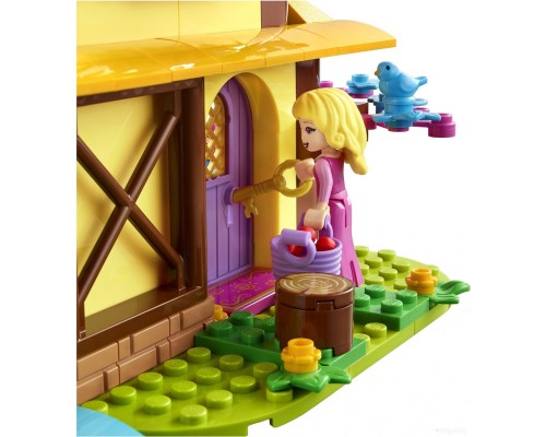 Конструктор Lego Disney Princess 43188 Лесной домик Спящей Красавицы