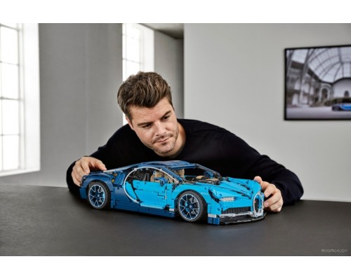 Конструктор Lego Technic 42083 Bugatti Chiron