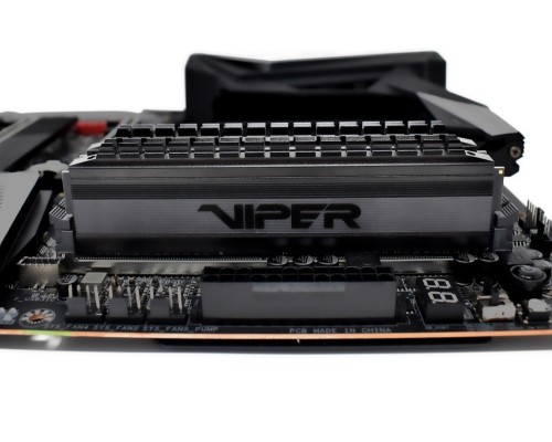 Модуль памяти Patriot Viper 4 Blackout 2x4GB DDR4 PC4-25600 PVB48G320C6K