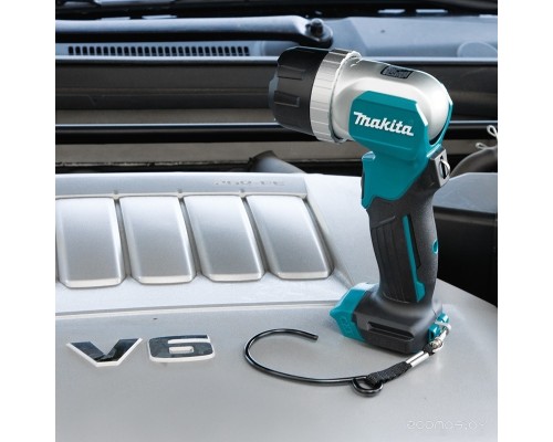 Фонарь Makita ML106 (без аккумулятора)