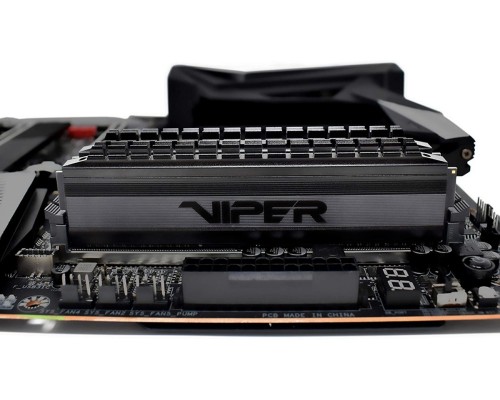 Модуль памяти Patriot Viper 4 Blackout 2x16GB DDR4 PC4-17000 PVB432G300C6K