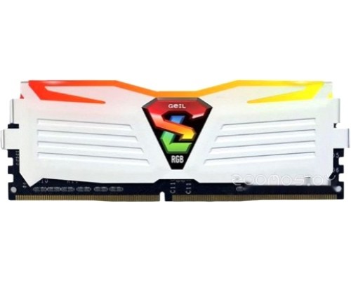 Модуль памяти Geil Super Luce RGB SYNC 16ГБ DDR4 3200 МГц GLWS416GB3200C22SC