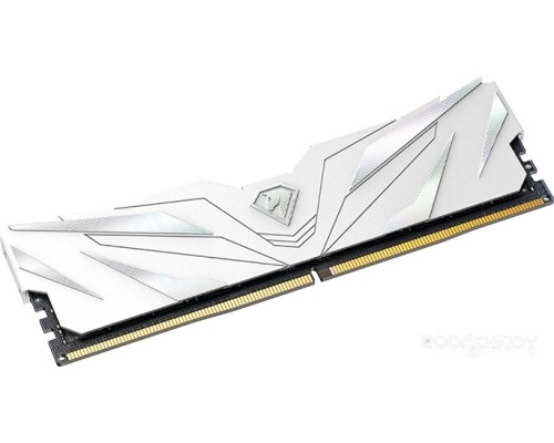 Модуль памяти Netac Shadow II White 8ГБ DDR4 3600МГц NTSWD4P36SP-08W