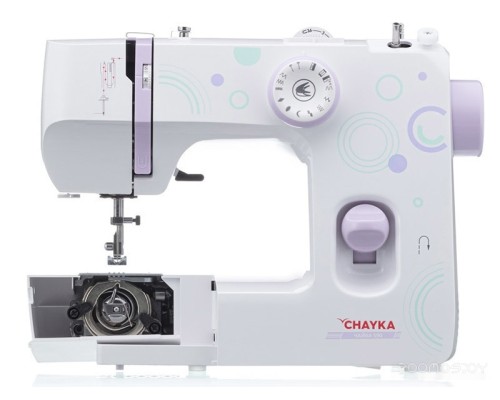 Электромеханическая швейная машина Chayka 590