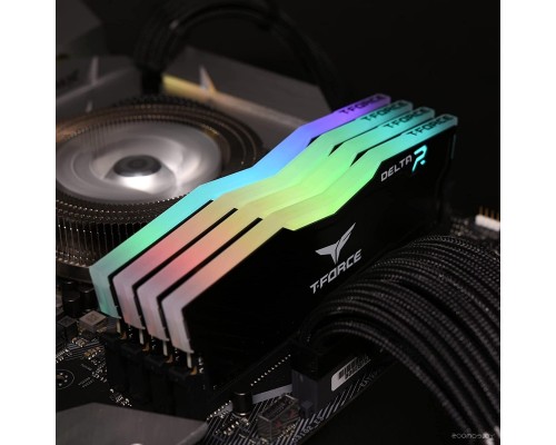 Модуль памяти Team T-Force Delta RGB 2x16ГБ DDR4 3600 МГц TF3D432G3600HC18JDC01