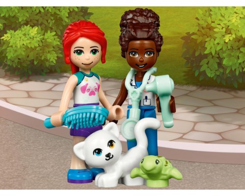 Конструктор Lego Friends 41695 Клиника для домашних животных