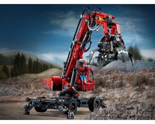 Конструктор Lego Technic 42144 Грейферный погрузчик