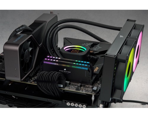 Модуль памяти Corsair Dominator Platinum RGB 2x16ГБ DDR5 5600 МГц CMT32GX5M2B5600Z36