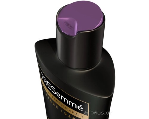 Шампунь для волос Tresemme Repair and Protect восстанавливающий (400мл)