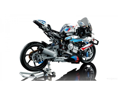 Конструктор Lego Technic 42130 BMW M 1000 RR