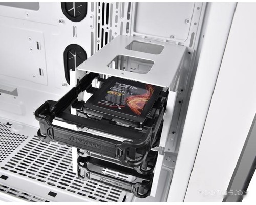 Корпус Thermaltake View 71 Tempered Glass Snow Edition