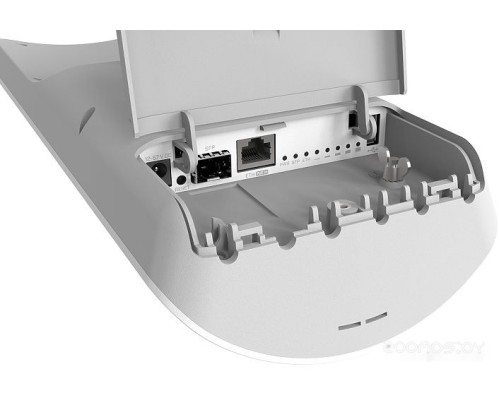 Беспроводной маршрутизатор MikroTik mANTBox 52 15s RBD22UGS-5HPacD2HnD-15S